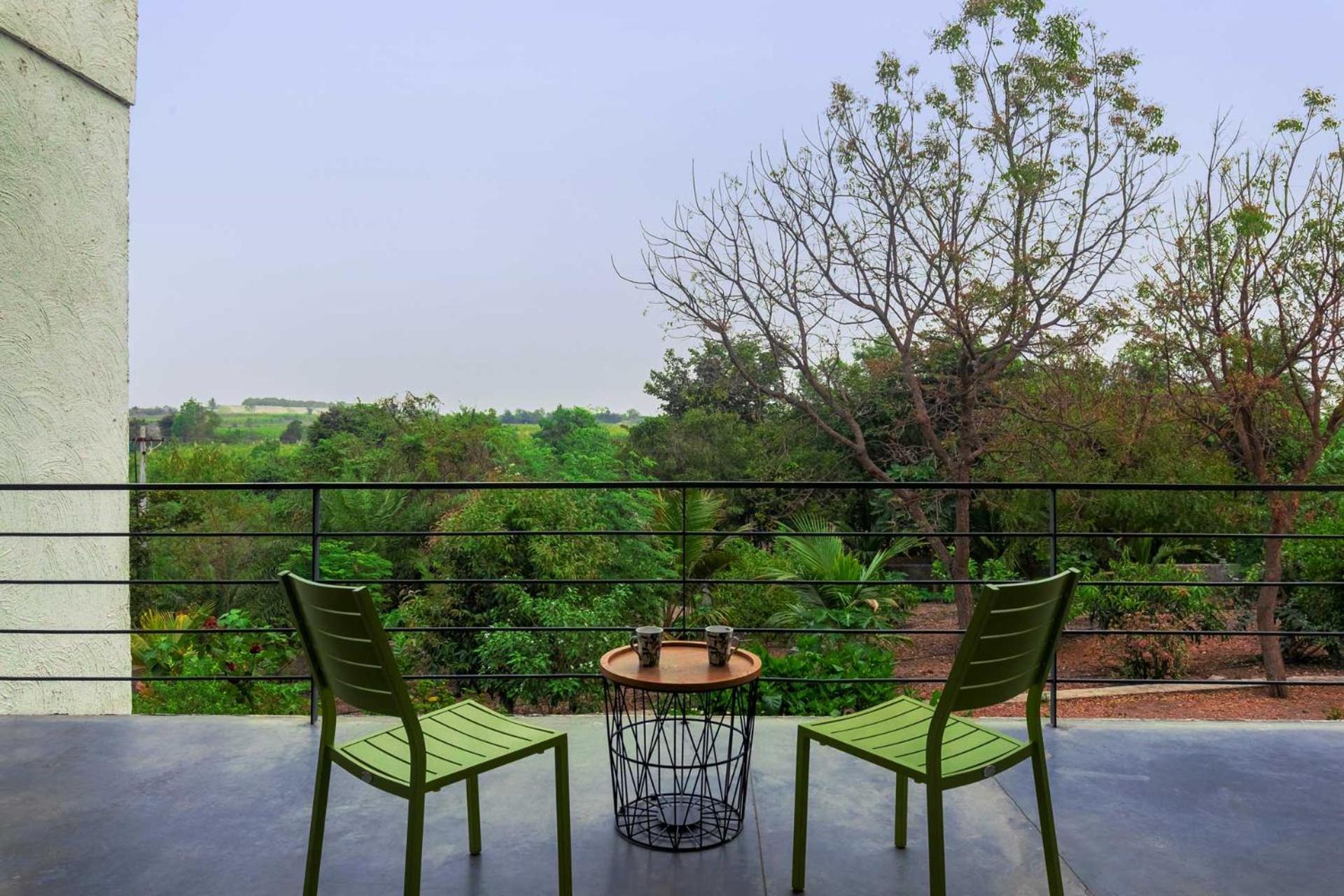 Open House By Stayvista - Nestled In Nature, Featuring A Swimming Pool & Expansive Lawn For A Serene Retreat Shikrapur 외부 사진