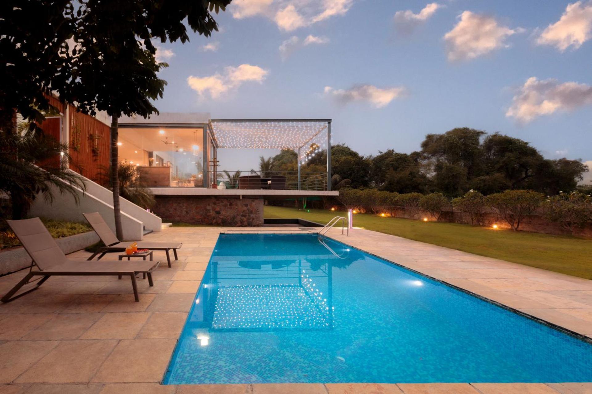 Open House By Stayvista - Nestled In Nature, Featuring A Swimming Pool & Expansive Lawn For A Serene Retreat Shikrapur 외부 사진